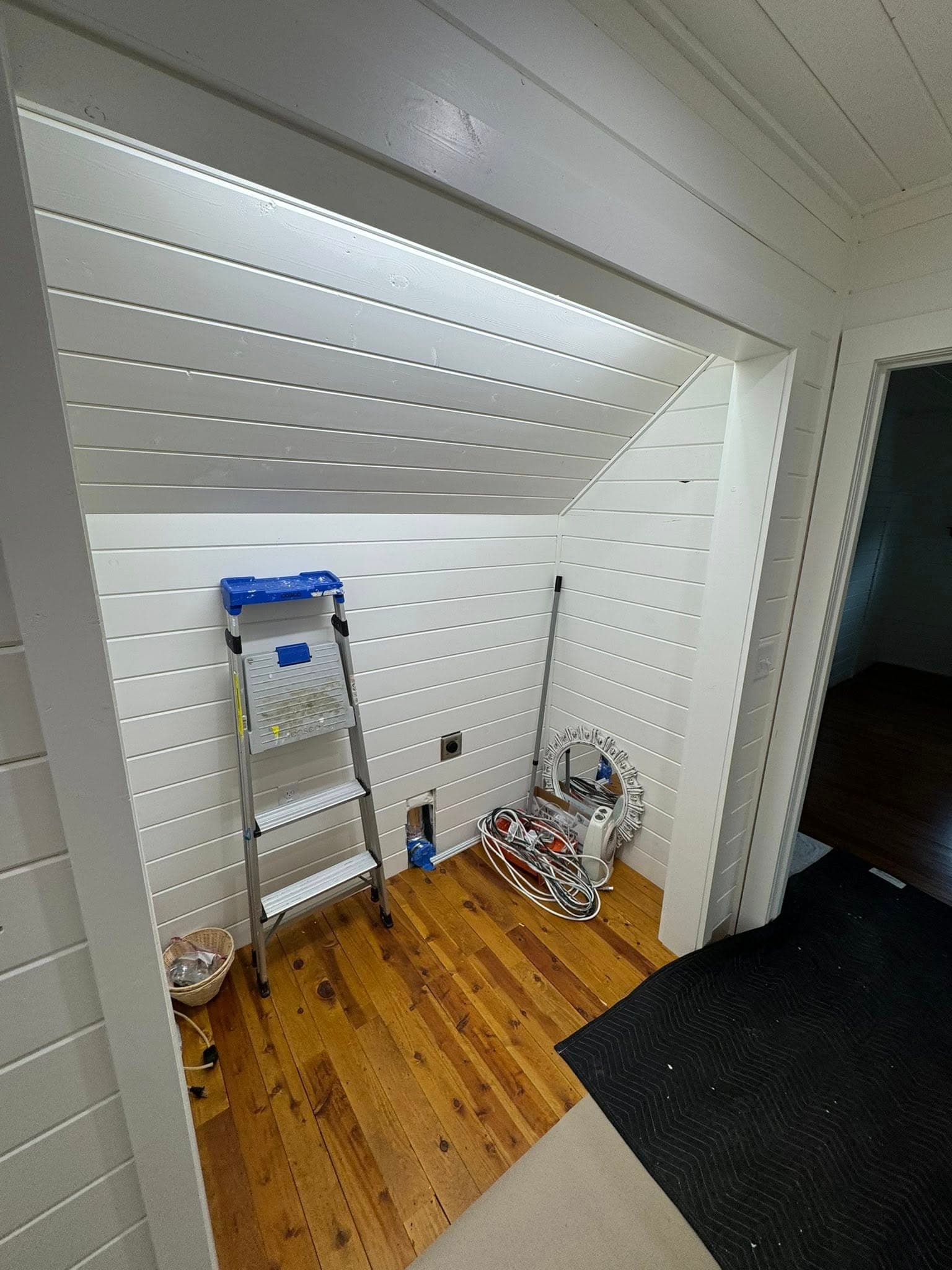 Gallery photos for Charming Remodel Project in Deerwood: Image #26